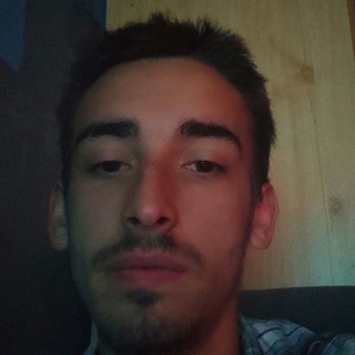 02c461c4fprofilképe