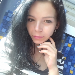 b0d52ab5bprofilképe