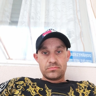 c4cae1c02profilképe