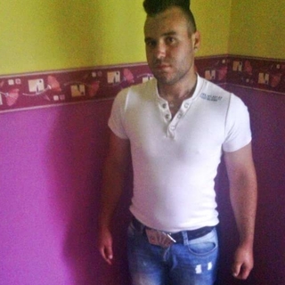 3e0f6a88profilképe