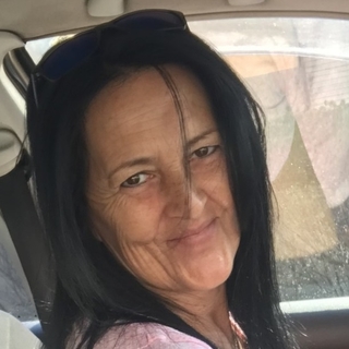 3a76f8profilképe