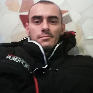 3bdf73539bd3fprofilképe