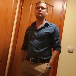 be52b32profilképe