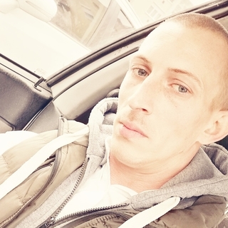 df6a7eb2aprofilképe