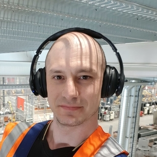 f9c1c44f6fprofilképe