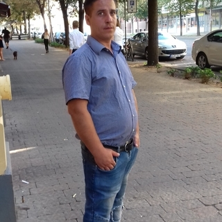 00675b7b76profilképe