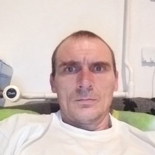 ecad4bf6profilképe